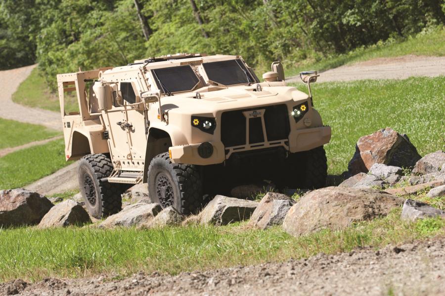  Oshkosh L-ATV 2016 года  (фото 5 из 12)